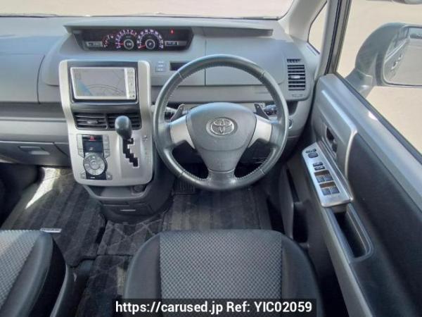 Used 2007 AT toyota noah ZRR70W Image[20]