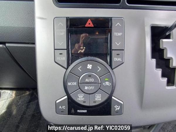 Used 2007 AT toyota noah ZRR70W Image[22]