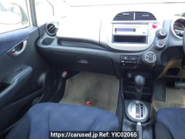 Used 2011 AT honda fit GE6 Image[16]