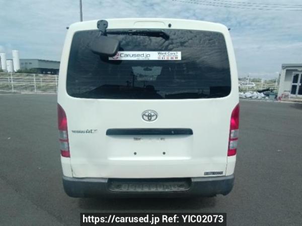 Used 2005 MT toyota regiusace-van KDH205V Image[5]