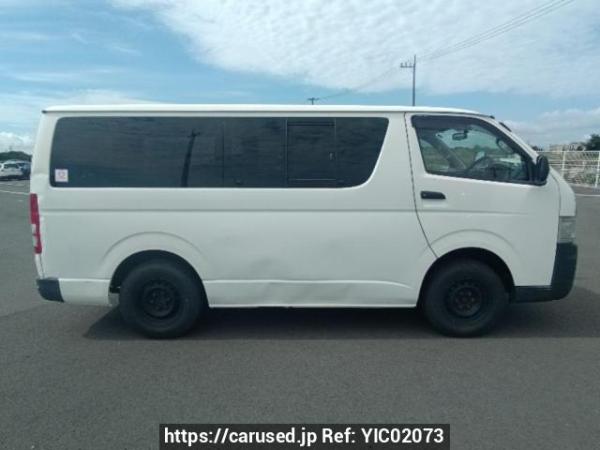 Used 2005 MT toyota regiusace-van KDH205V Image[7]