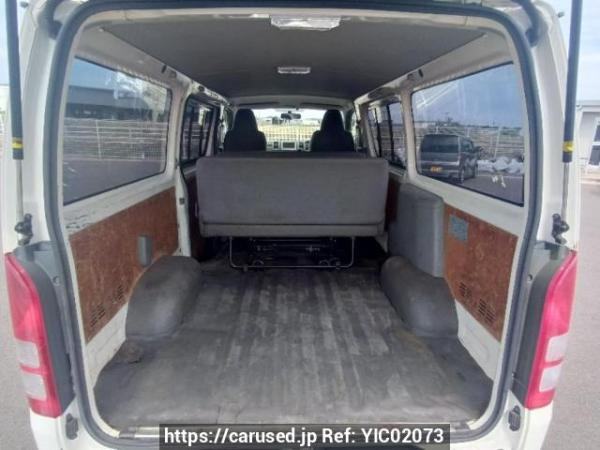 Used 2005 MT toyota regiusace-van KDH205V Image[8]