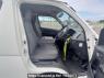 Used 2005 MT toyota regiusace-van KDH205V Image[12]