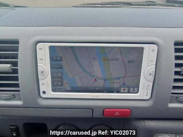 Used 2005 MT toyota regiusace-van KDH205V Image[20]