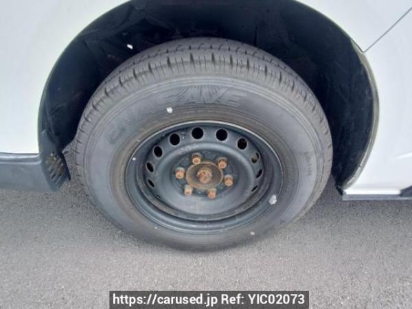 Used 2005 MT toyota regiusace-van KDH205V Image[27]