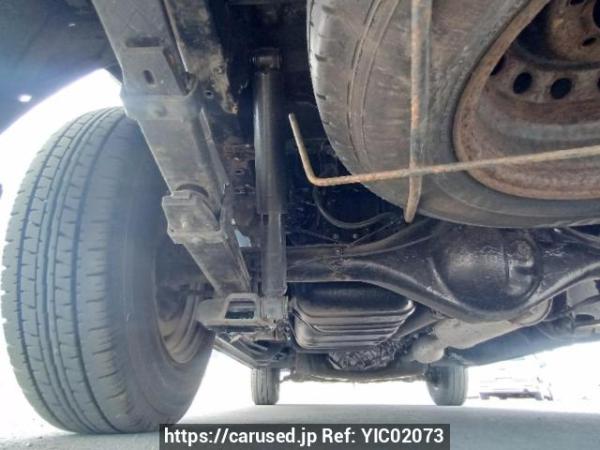 Used 2005 MT toyota regiusace-van KDH205V Image[36]