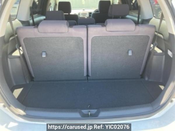Used 2004 AT toyota wish ZNE10G Image[8]