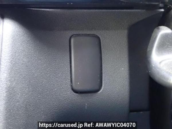 Used 2004 AT toyota hiace-van KDH205V Image[26]