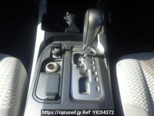 Used 2005 AT toyota hilux-surf TRN215W Image[19]