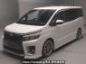 Used 2014 AT toyota voxy ZRR80W Image[0]