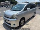 Toyota Voxy ZRR70G