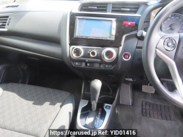 Used 2013 AT honda fit GK3 Image[18]
