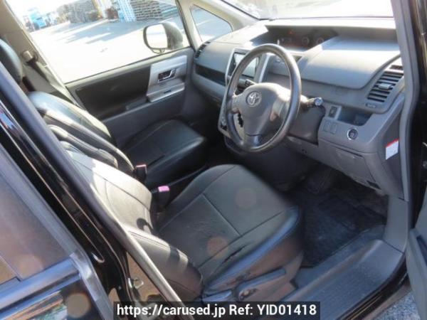 Used 2009 AT toyota voxy ZRR70W Image[11]