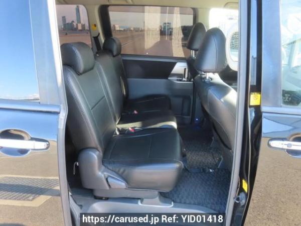 Used 2009 AT toyota voxy ZRR70W Image[13]