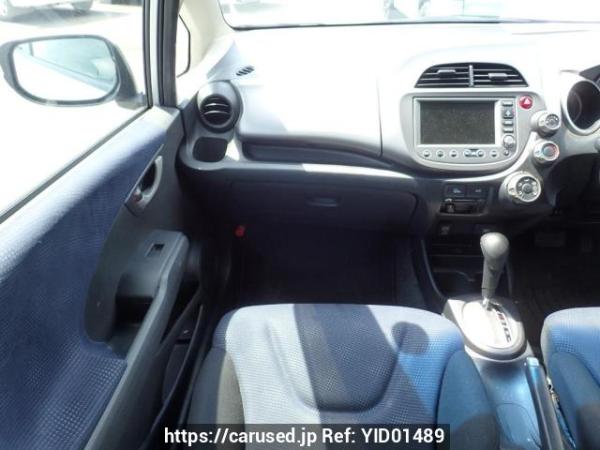 Used 2011 AT honda fit GE7 Image[16]