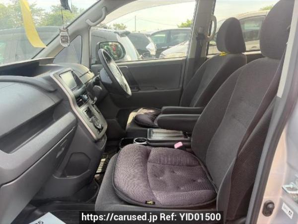 Used 2009 AT toyota noah ZRR70G Image[9]