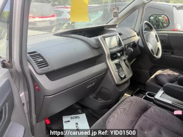 Used 2009 AT toyota noah ZRR70G Image[10]