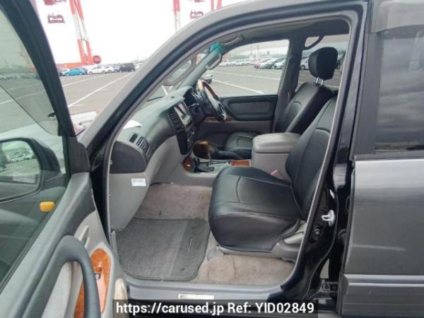 Used 2005 AT toyota land-cruiser HDJ101K Image[12]