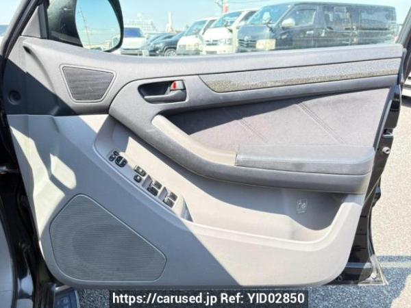 Used 2005 AT toyota hilux-surf TRN215W Image[17]