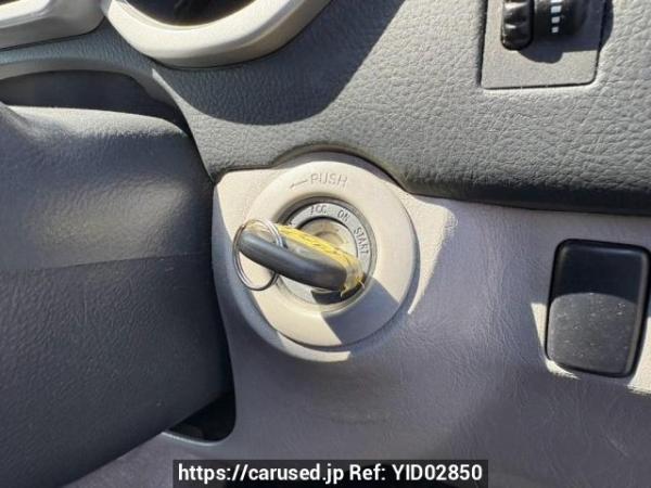 Used 2005 AT toyota hilux-surf TRN215W Image[27]