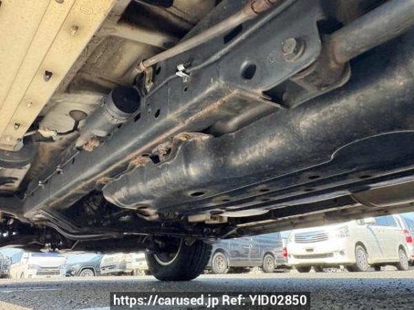 Used 2005 AT toyota hilux-surf TRN215W Image[38]