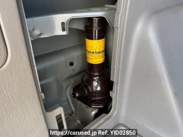 Used 2005 AT toyota hilux-surf TRN215W Image[45]