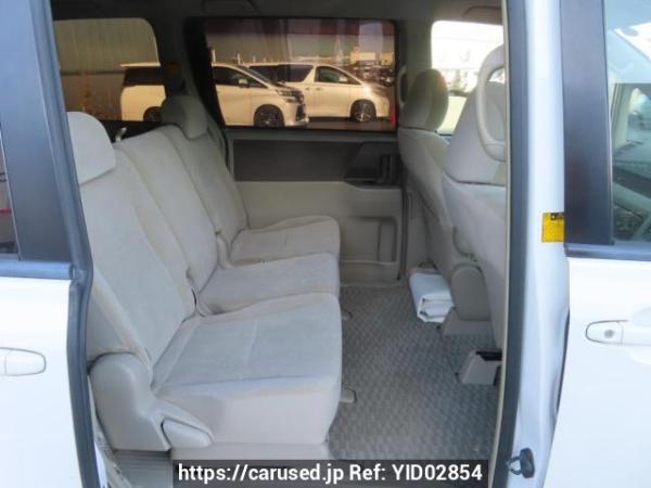 Used 2007 AT toyota noah ZRR70G Image[13]