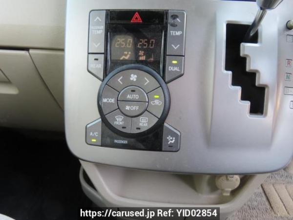 Used 2007 AT toyota noah ZRR70G Image[22]