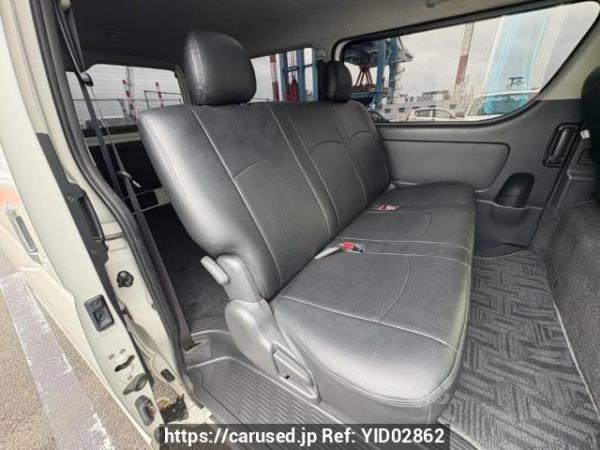 Used 2017 AT toyota regiusace-van KDH201V Image[16]