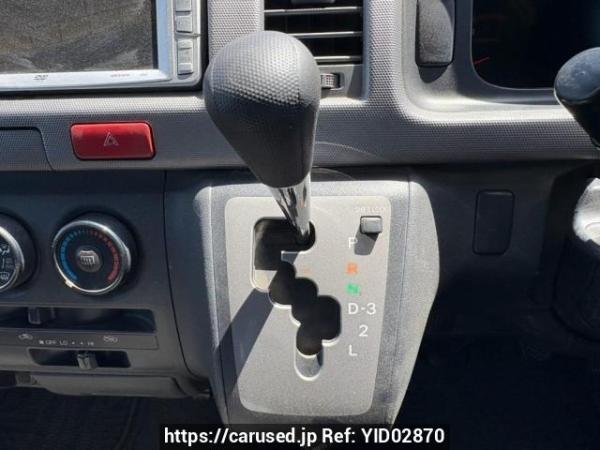 Used 2006 AT toyota regiusace-van KDH200V Image[21]