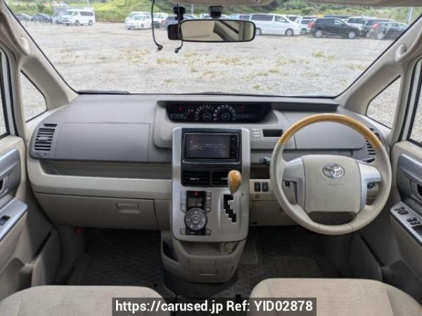 Used 2009 AT toyota noah ZRR70W Image[14]
