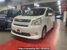Toyota Noah DBA-ZRR70W