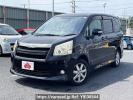 Toyota Noah DBA-ZRR70W