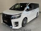Toyota Voxy ZWR80W