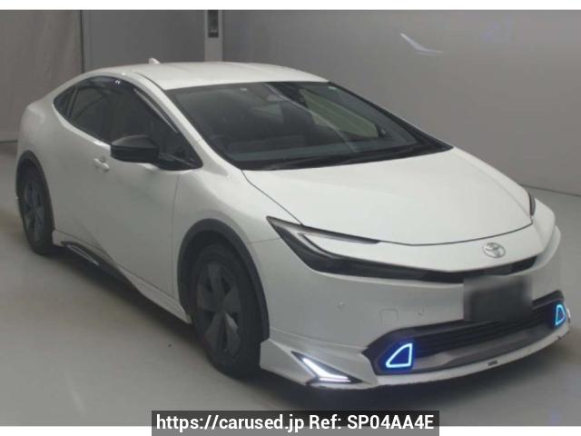 2024 Toyota Prius ZVW60