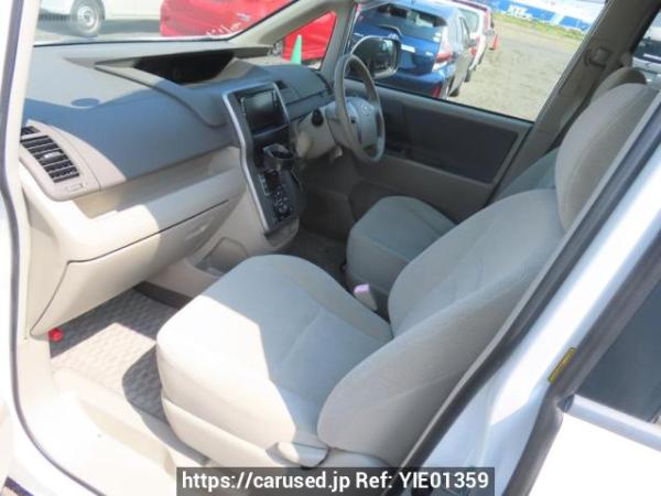 Used 2007 AT toyota noah ZRR70G Image[14]