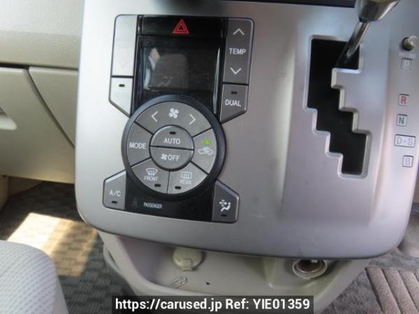 Used 2007 AT toyota noah ZRR70G Image[31]