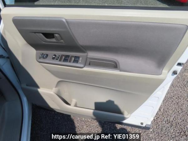 Used 2007 AT toyota noah ZRR70G Image[35]