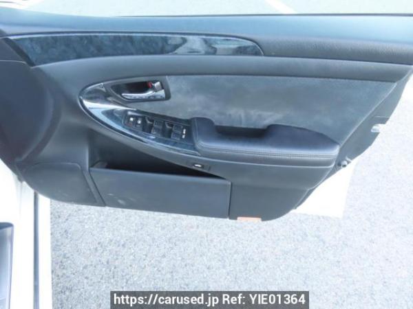Used 2005 AT toyota crown GRS180 Image[30]