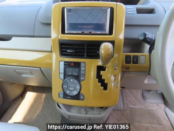 Used 2009 AT toyota noah ZRR70W Image[28]