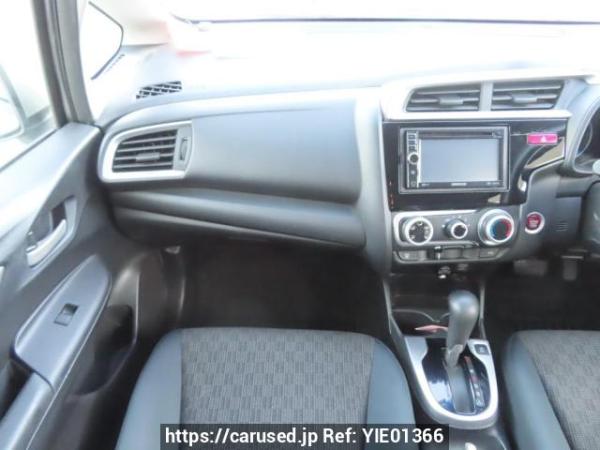Used 2013 AT honda fit GK3 Image[17]
