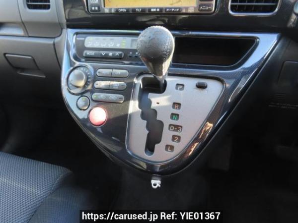 Used 2003 AT toyota wish ZNE10G Image[27]