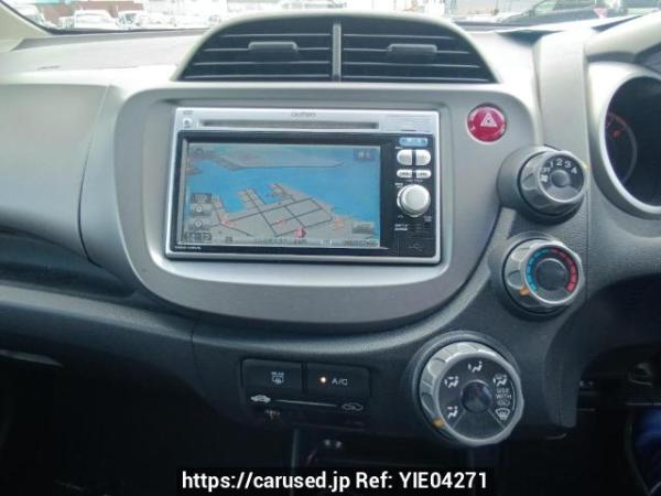 Used 2011 AT honda fit GE6 Image[17]