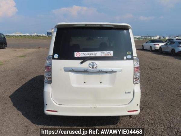 Used 2009 AT toyota voxy ZRR70W Image[5]