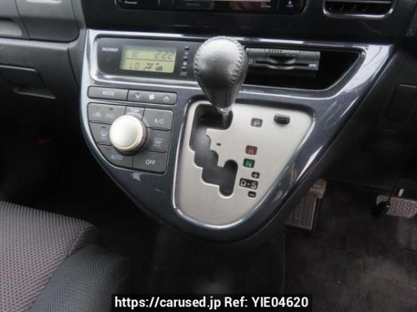 Used 2006 AT toyota wish ZNE10G Image[28]
