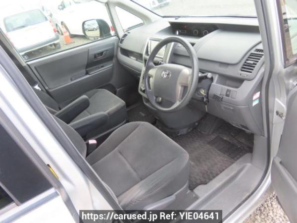 Used 2008 AT toyota noah ZRR70G Image[13]