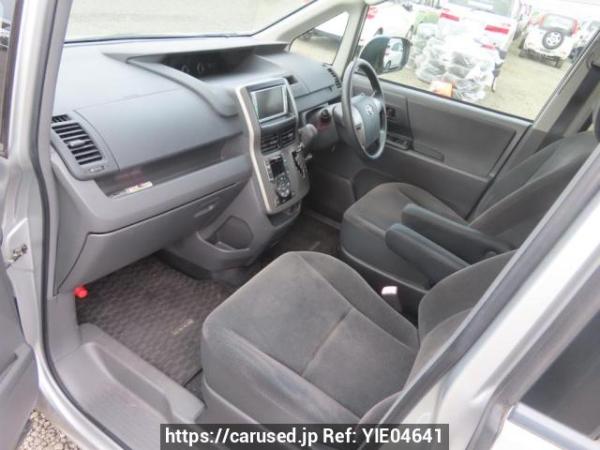 Used 2008 AT toyota noah ZRR70G Image[15]