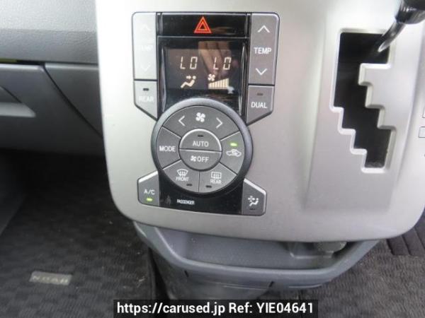Used 2008 AT toyota noah ZRR70G Image[31]