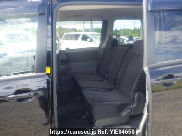 Used 2007 AT toyota noah ZRR70G Image[14]