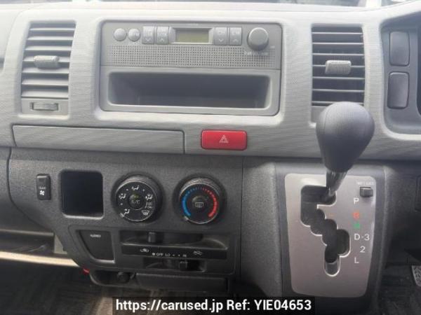 Used 2005 AT toyota hiace-van TRH200K Image[10]